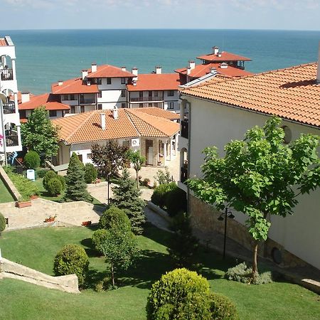 Tsb Sun Coast Apartments Sveti Vlas Bagian luar foto
