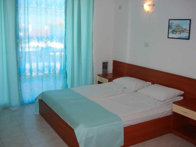 Tsb Sun Coast Apartments Sveti Vlas Bagian luar foto