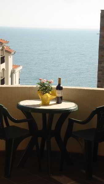 Tsb Sun Coast Apartments Sveti Vlas Bagian luar foto