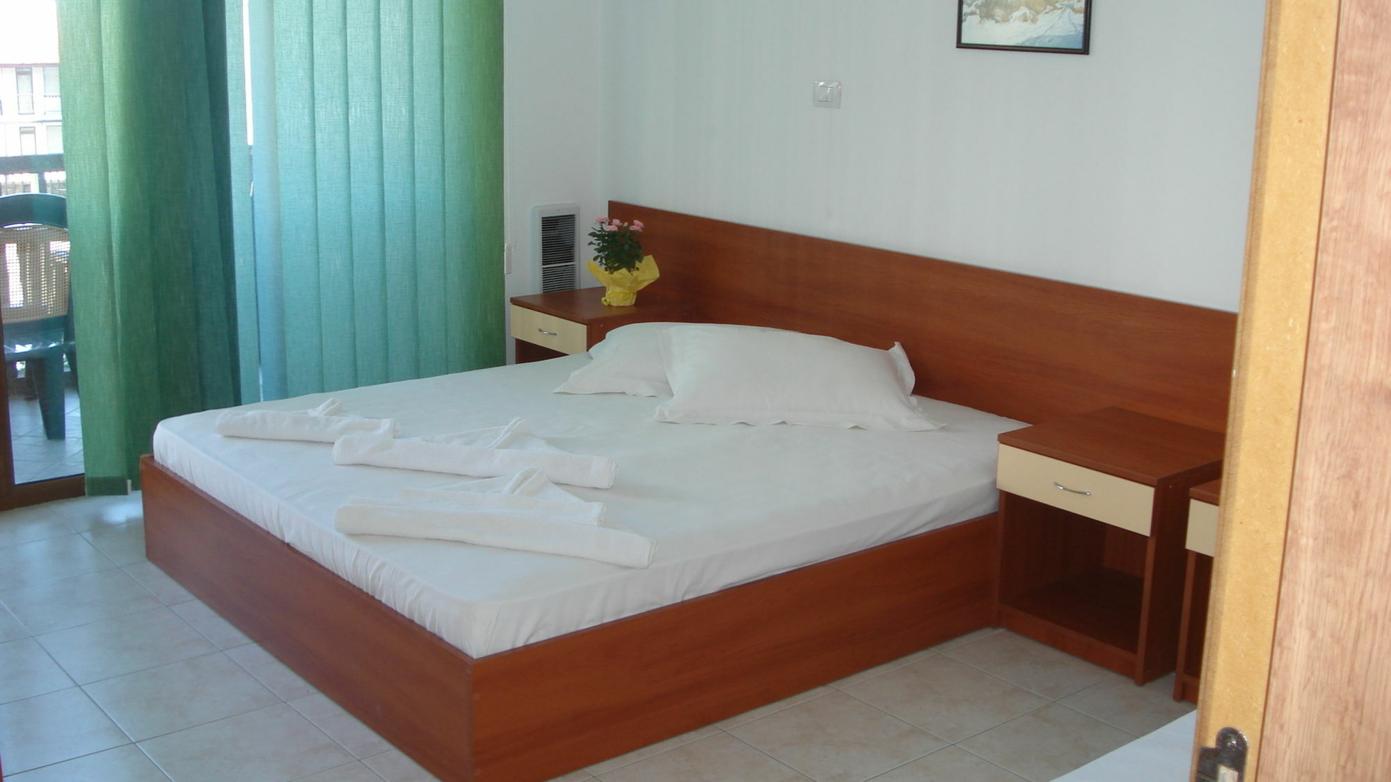 Tsb Sun Coast Apartments Sveti Vlas Bagian luar foto
