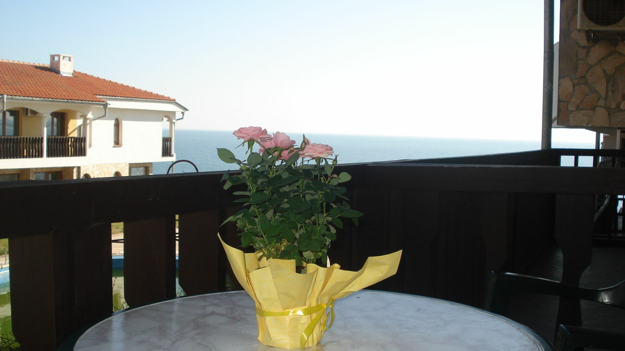Tsb Sun Coast Apartments Sveti Vlas Bagian luar foto